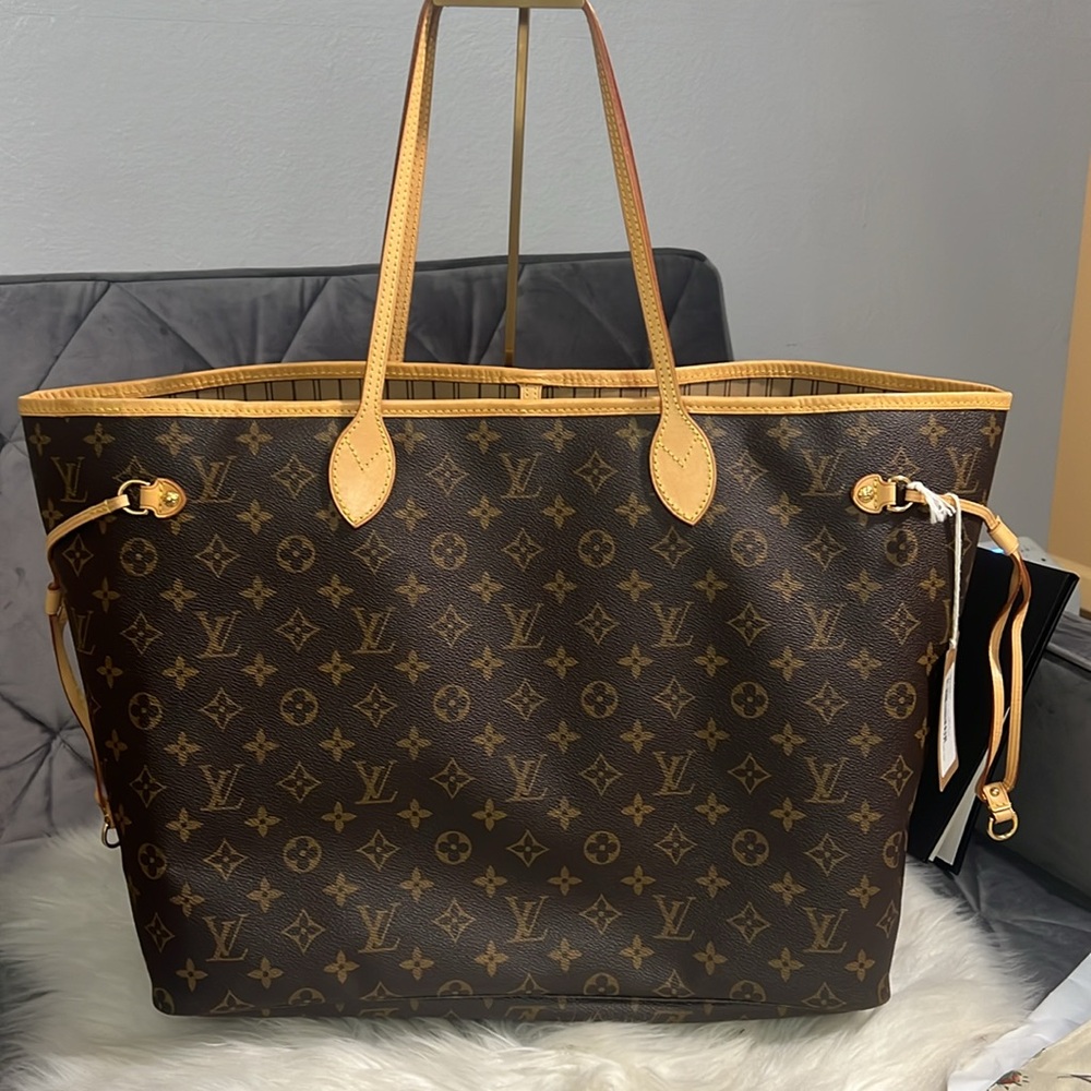 Louis Vuitton Monogram GM Neverfull